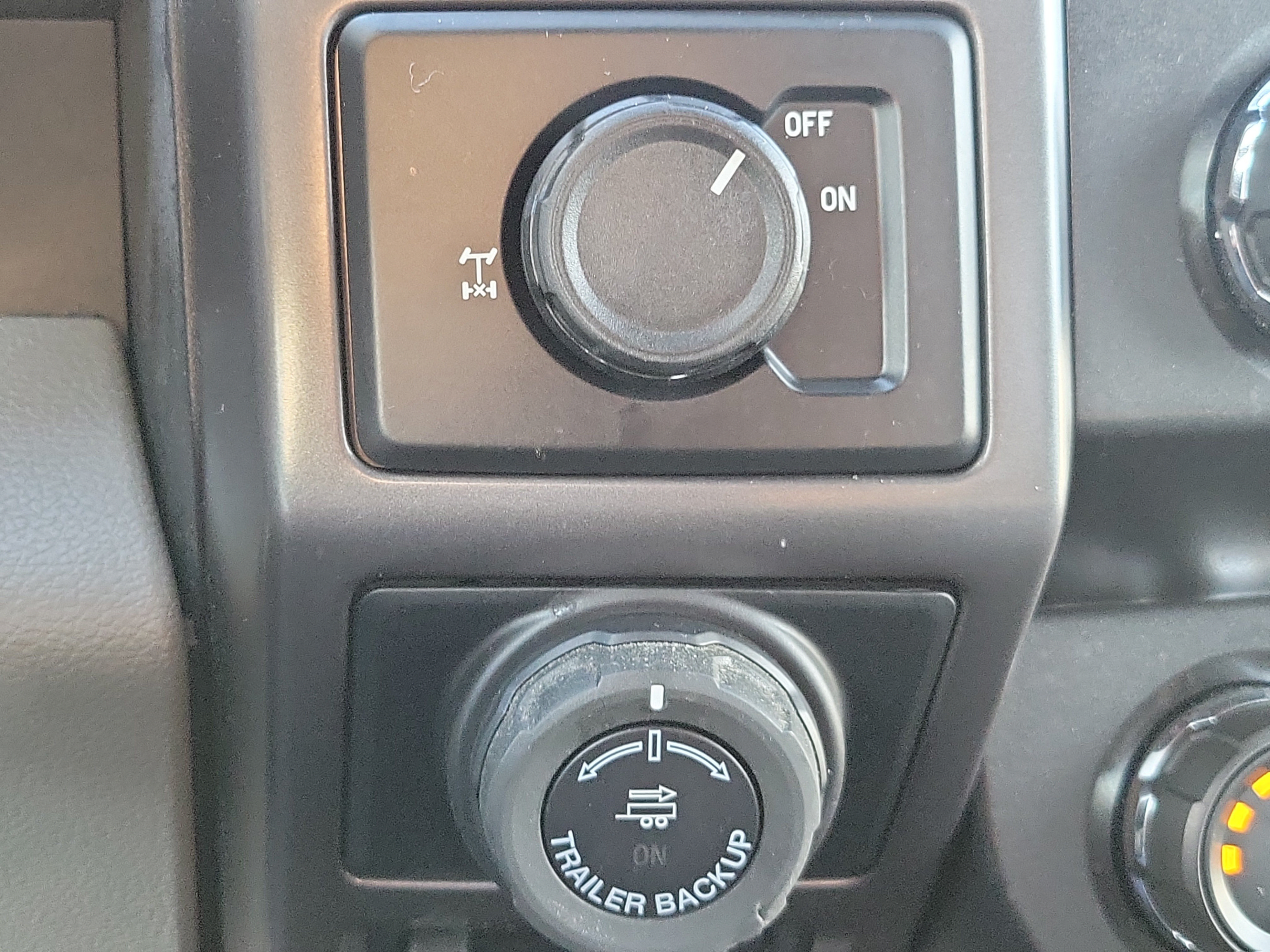 Used 2019 Ford F150 XLT w/ Equipment Group 302A Luxury RWD image 28