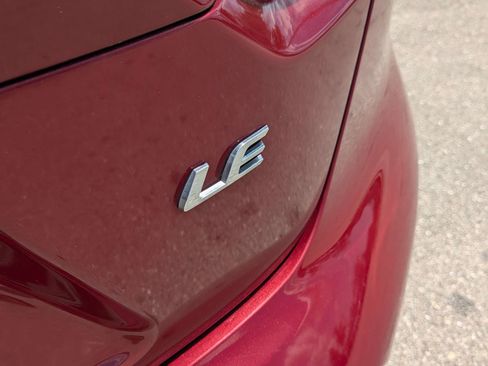 Used 2022 Toyota Corolla LE FWD image 15