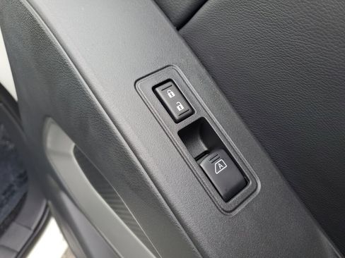 New 2026 Nissan Frontier SV w/ SV Convenience Package RWD image 30