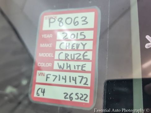Used 2015 Chevrolet Cruze LT FWD image 18