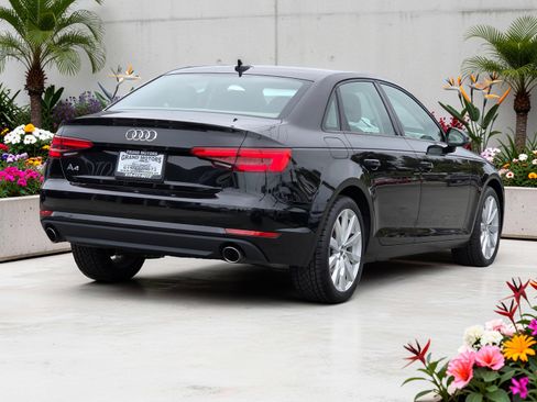 Used 2017 Audi A4 2.0T Premium w/ Convenience Package FWD image 7