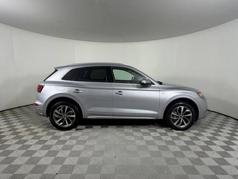 Certified 2023 Audi Q5 2.0T Premium Plus AWD/4WD image 9
