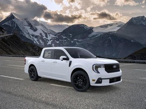 New 2025 Ford Maverick Lobo image 7