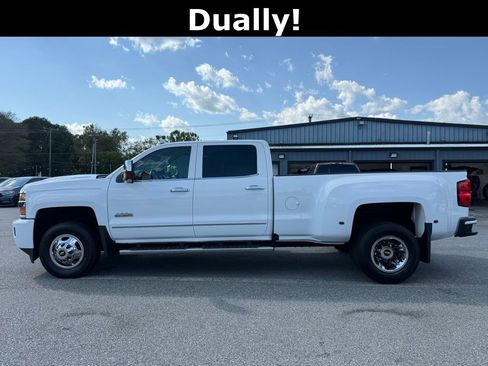 Used 2017 Chevrolet Silverado 3500 High Country w/ Duramax Plus Package image 4