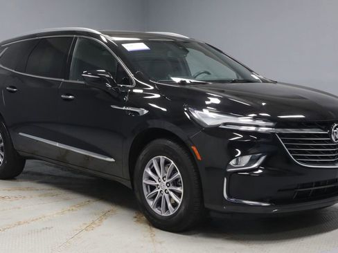 Used 2023 Buick Enclave Essence FWD image 1