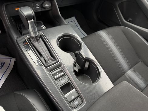 Used 2023 Honda Civic Sport image 17