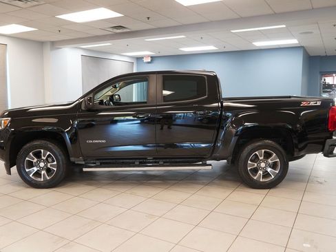 Used 2016 Chevrolet Colorado Z71 AWD/4WD image 2