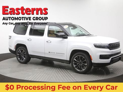 Used 2025 Jeep Grand Wagoneer Series III w/ Rear Seat Video Group 1 AWD/4WD image 53