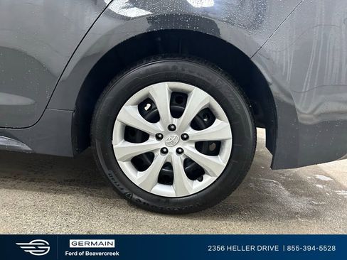 Used 2025 Toyota Corolla LE image 13