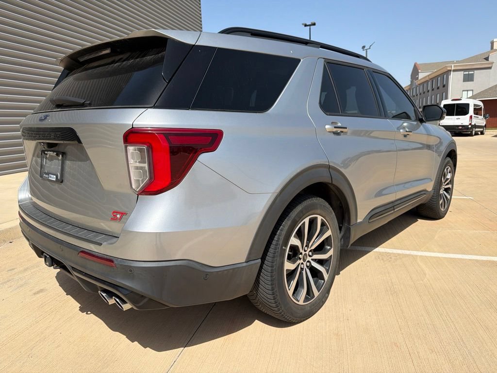 Used 2020 Ford Explorer ST w/ Premium Technology Package AWD/4WD image 3