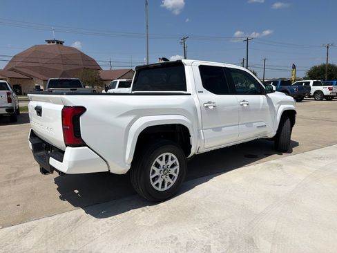 Used 2024 Toyota Tacoma SR5 RWD image 7
