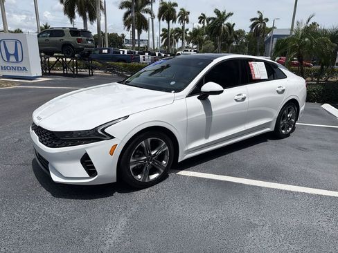 Used 2023 Kia K5 EX w/ EX Premium Package FWD image 4