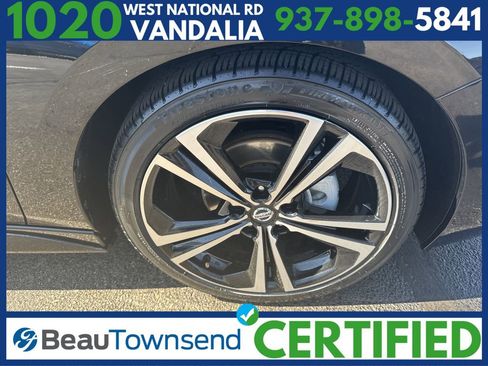 Used 2023 Nissan Sentra SR w/ SR Premium Package image 9