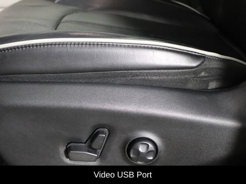 Used 2023 Chrysler Pacifica Limited w/ Uconnect Theater Family Group AWD/4WD image 28