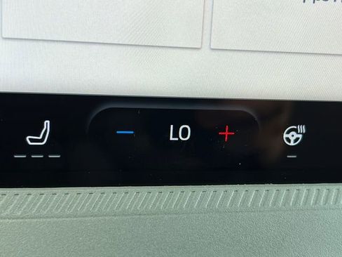 New 2026 Ford Maverick Lariat w/ Black Appearance Package image 25