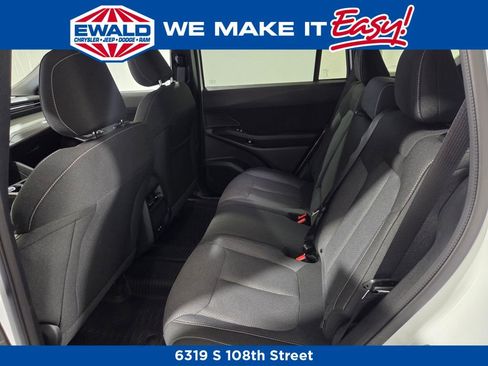 New 2026 Jeep Cherokee Laredo image 11