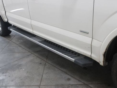 Used 2016 Ford F150 Lariat AWD/4WD image 12