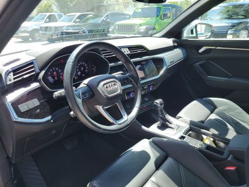 Used 2021 Audi Q3 2.0T Premium w/ Convenience Package AWD/4WD image 16