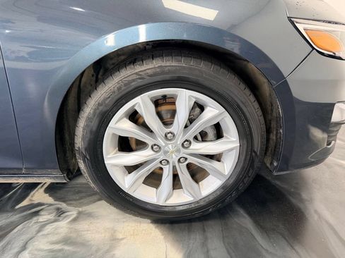 Used 2019 Chevrolet Malibu LT FWD image 23
