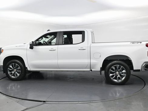 Used 2025 Chevrolet Silverado 1500 LT image 8