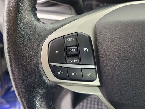 Used 2021 Ford Explorer XLT w/ Equipment Group 202A image 18