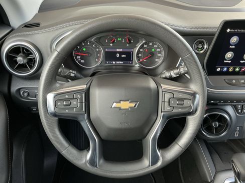 Used 2024 Chevrolet Blazer LT w/ Convenience Package image 5
