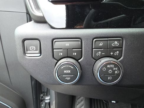 New 2026 Chevrolet Silverado 3500 LT w/ All Star Edition AWD/4WD image 21