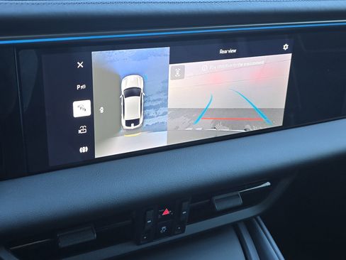 Certified 2024 Porsche Macan 4 Electric image 12