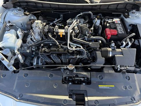 Certified 2025 Nissan Altima 2.5 SR image 23