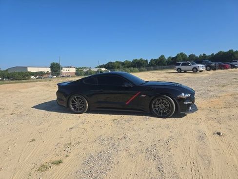 Used 2021 Ford Mustang GT Premium w/ GT Performance Package RWD image 10