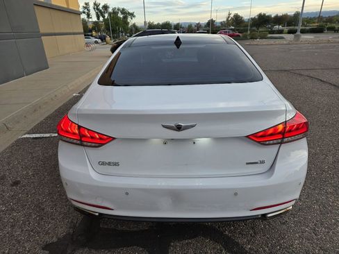 Used 2015 Hyundai Genesis 3.8 w/ Option Group 04 image 6