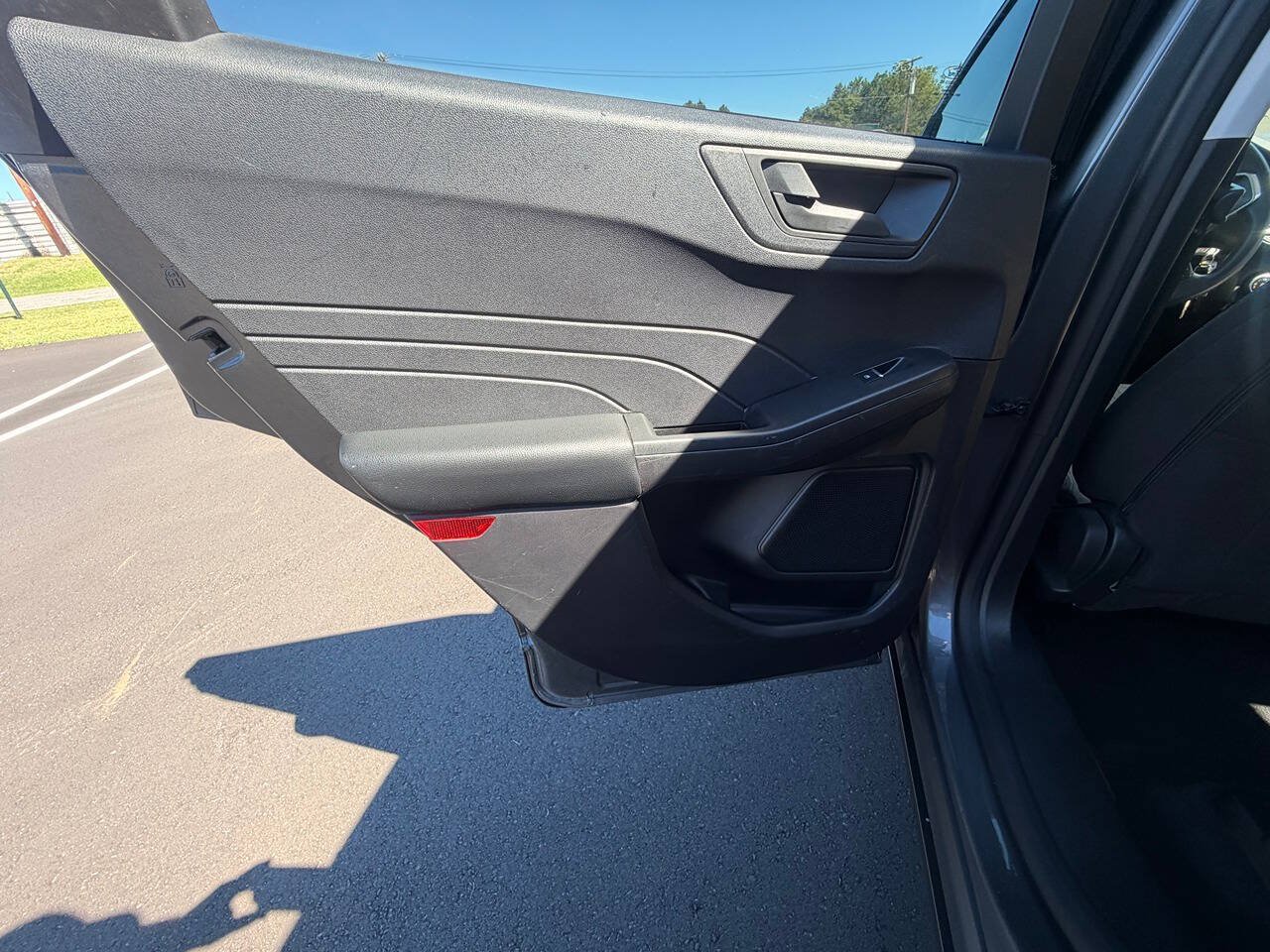 Used 2022 Ford Escape S AWD/4WD image 16