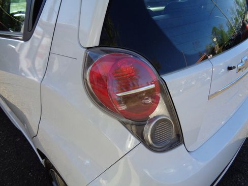 Used 2014 Chevrolet Spark LT image 12