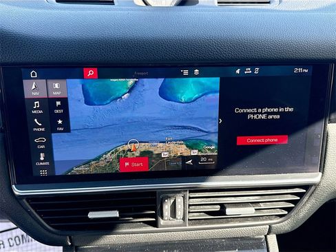 Used 2019 Porsche Cayenne S w/ Premium Plus Package image 14