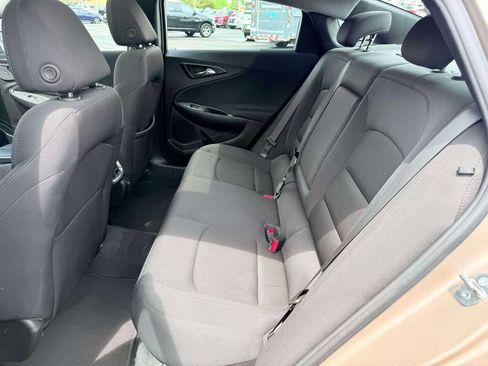 Used 2023 Chevrolet Malibu LT w/ Driver Confidence Package FWD image 12