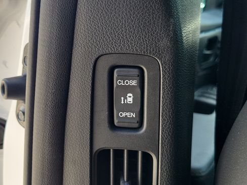 Used 2024 Honda Odyssey EX-L image 20