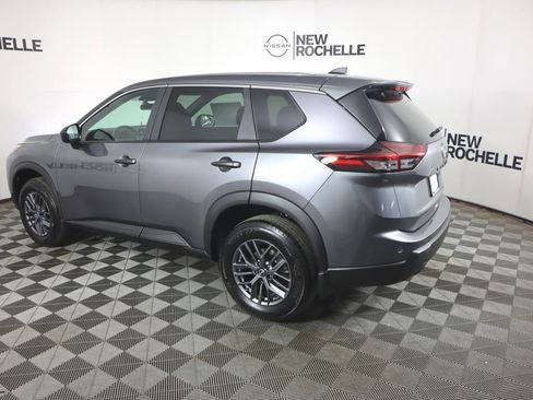 New 2026 Nissan Rogue S image 8