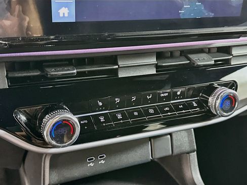 Used 2024 Honda Prologue Touring image 24