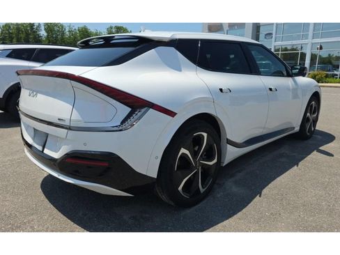 Used 2024 Kia EV6 GT-Line AWD/4WD image 3