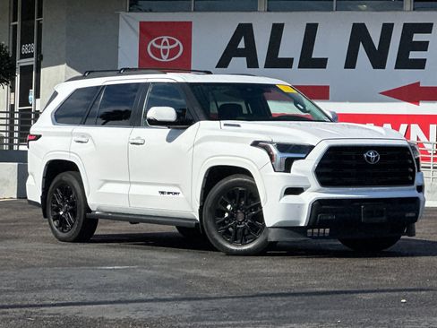 Used 2024 Toyota Sequoia SR5 w/ SR5 Premium Package image 8