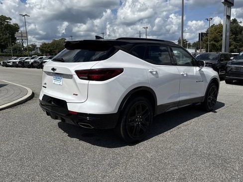 New 2025 Chevrolet Blazer RS w/ Enhanced Convenience Package image 3