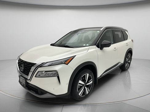 Used 2023 Nissan Rogue SL w/ SL Premium Package AWD/4WD image 3
