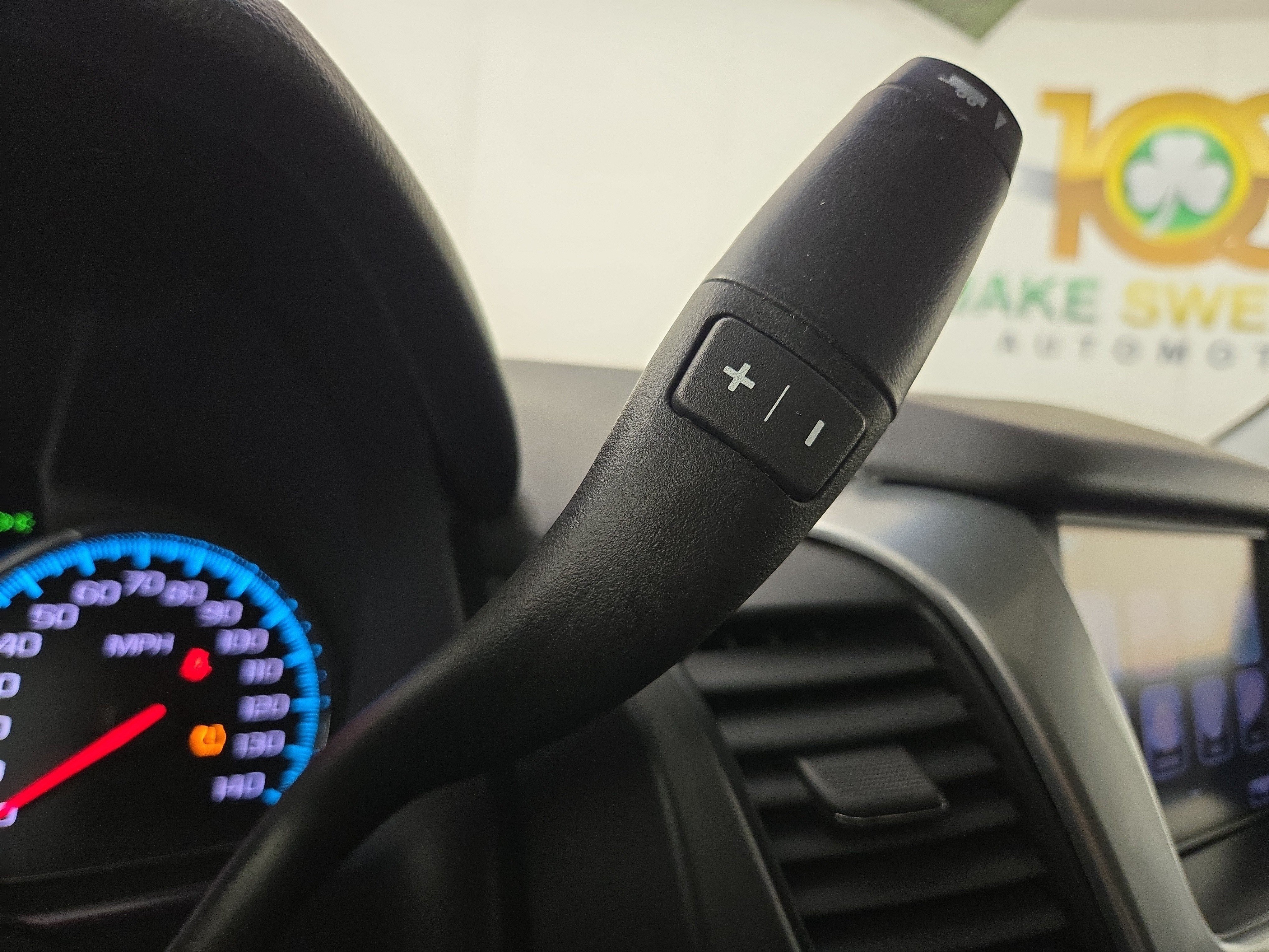 Used 2018 Chevrolet Tahoe Premier AWD/4WD image 25