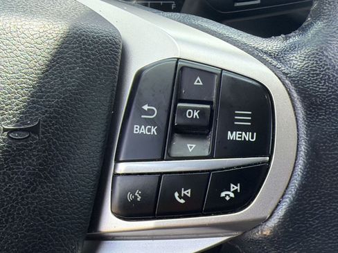 Used 2021 Ford Explorer XLT w/ Equipment Group 202A RWD image 18