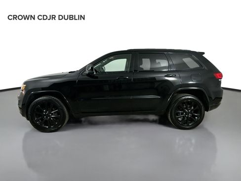 Used 2018 Jeep Grand Cherokee Altitude AWD/4WD image 8