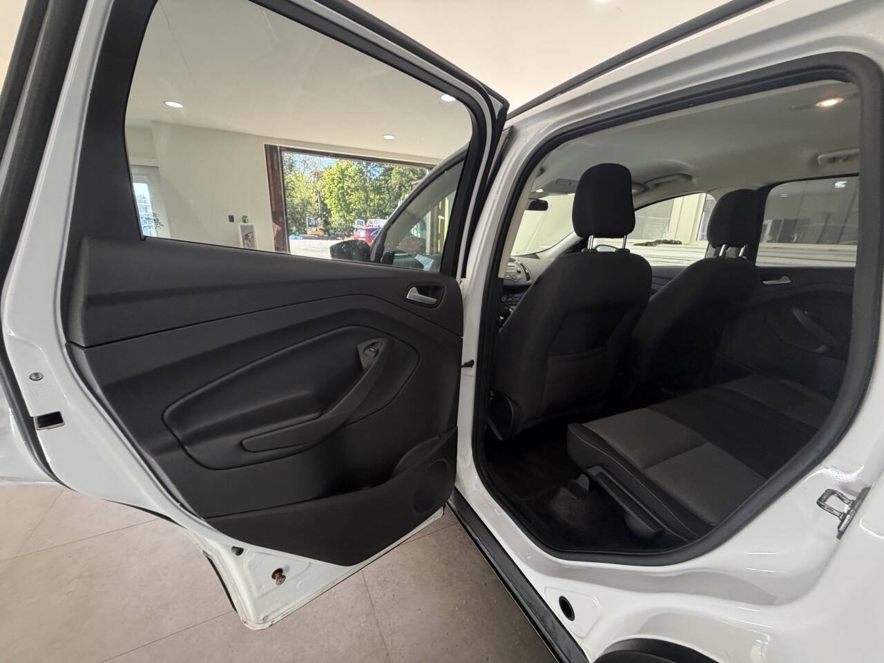Used 2018 Ford Escape SE AWD/4WD image 13