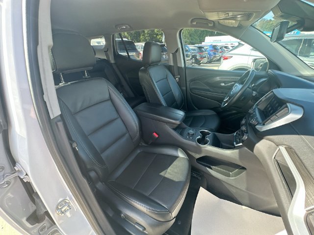 Used 2024 GMC Terrain SLT AWD/4WD image 31