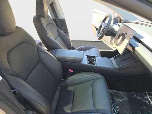 Used 2025 Tesla Model 3 Long Range RWD image 12