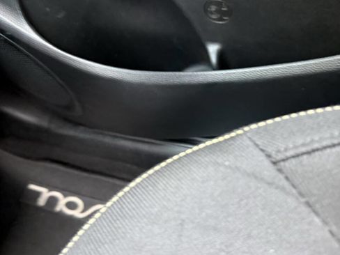 Used 2014 Kia Soul + image 4