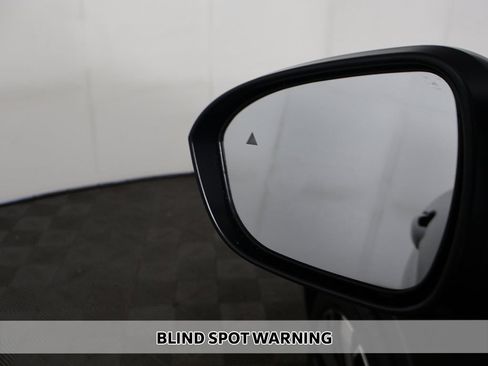 Used 2025 Mitsubishi Outlander SEL AWD/4WD image 8